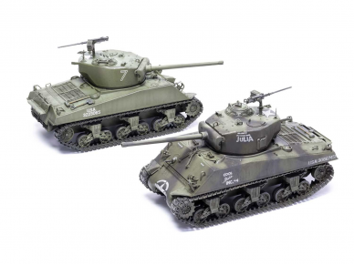 Airfix - M4A3(76)W, Battle of the Bulge, 1/35, A1365 1