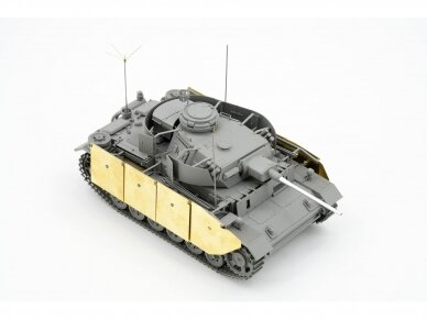 Border Model - Pz.Bef.Wg.III Ausf.K 2in1 w/Schürzen, 1/35, BT-048 5