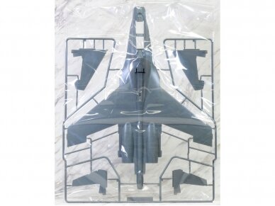 Great Wall Hobby - Su-27UB Flanker-C Heavy Fighter, 1/48, L4827 13