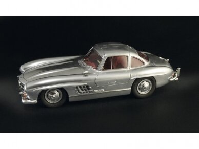 Italeri - Mercedes-Benz 300SL (W198) Gullwing, 1/16, 3612 1