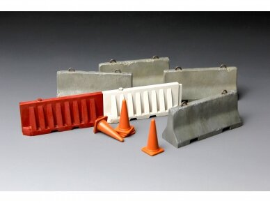 Meng Model - CONCRETE & Plastic BARRIER SET, 1/35, SPS-012 1