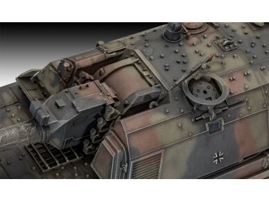 Revell - Panzerhaubitze 2000 with Lithuanian decals, 1/35, 03279, 35001 2