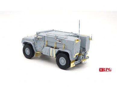 RPG Model - KAMAZ K-4386 Typhoon-VDV Mine-Protected Armoured Vehicle Early Typ, 1/35, 35021 4