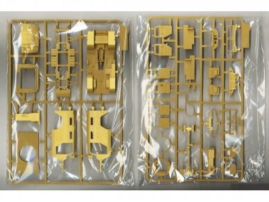 Suyata - T-90A Main Battle Tank & "Tiger" Gaz-233014 Armoured Vehicle 2 in 1 set, 1/48, NO002 3