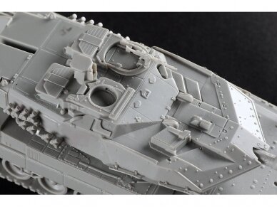 Trumpeter - Leopard 2A6EX main battle tank, export variant, 1/72, 07192 3